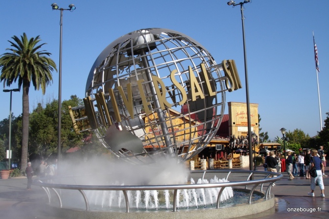 Le globe d'Universal Studios